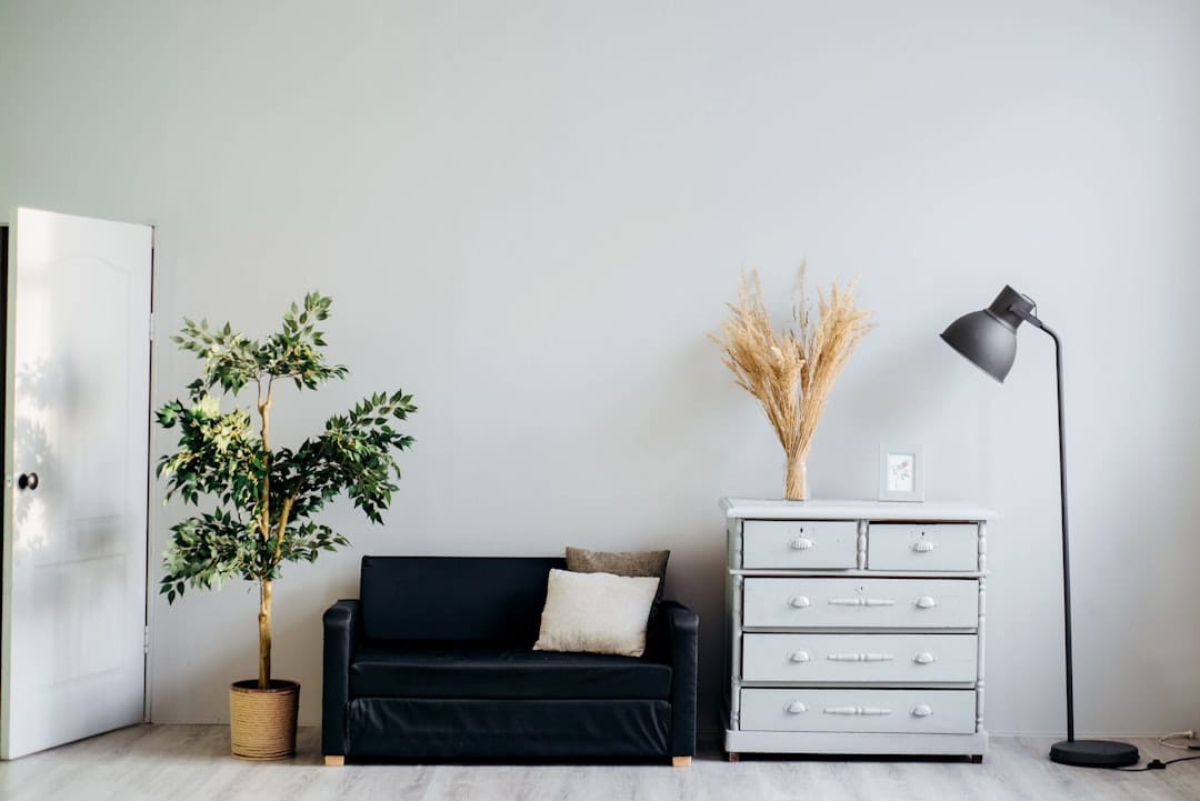 Gen Z sống tối giản: Ít đồ hơn, chất hơn